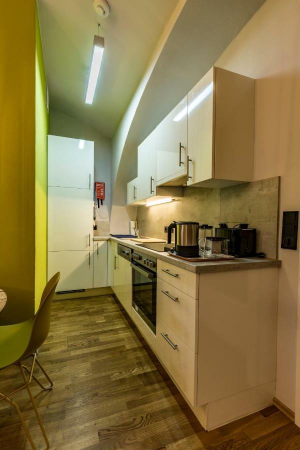 Yellow Flat By Grazrentals With Best Location & Free Parking Екстериор снимка