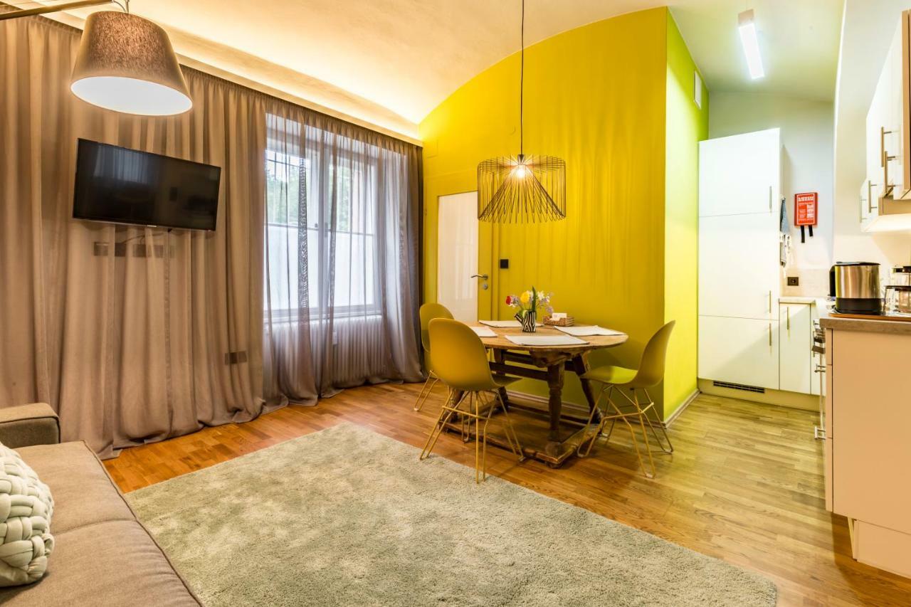 Yellow Flat By Grazrentals With Best Location & Free Parking Екстериор снимка